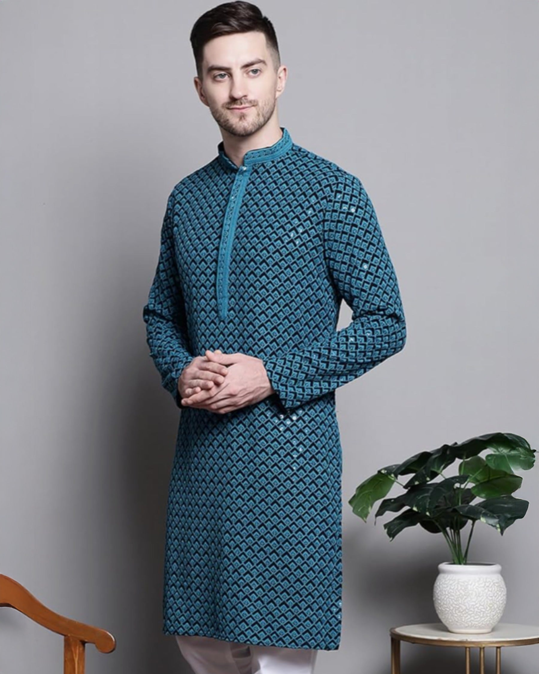 Lucknowi Kurta – Elegant Ethnic Wear