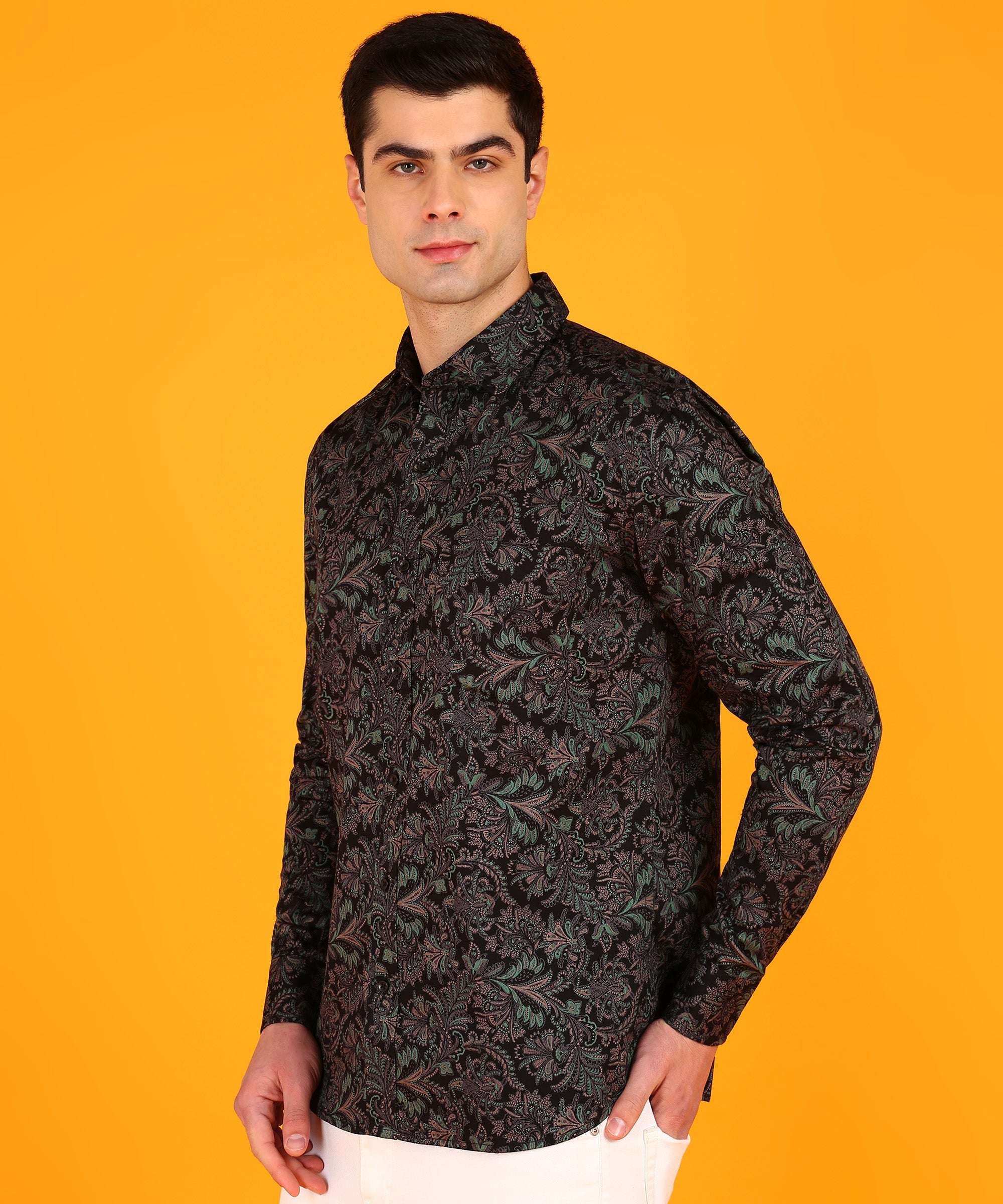 Men's Full Sleeve Black & Green Leaf Motif Shirt